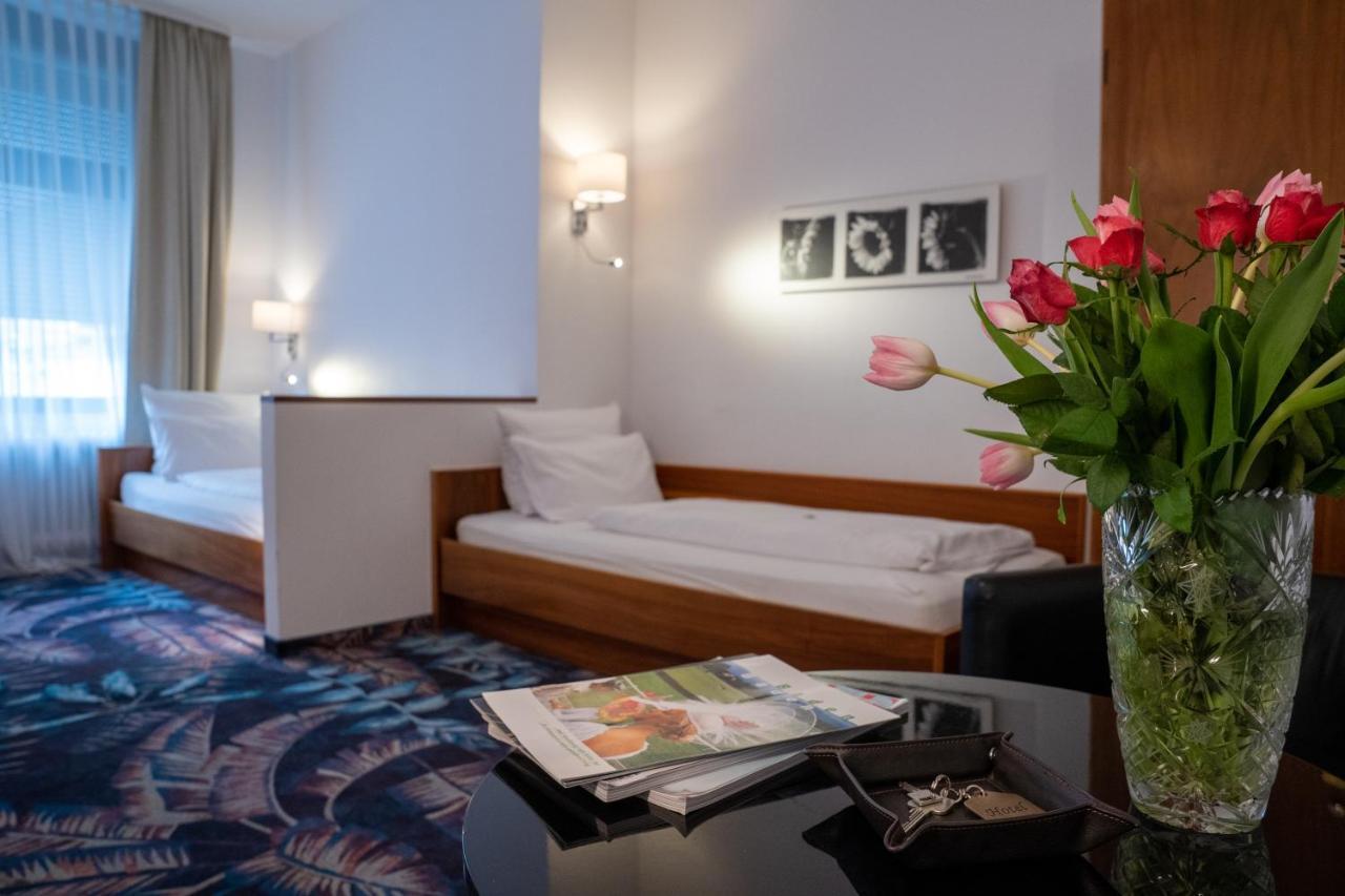Hotel Etol Baden-Baden Kültér fotó
