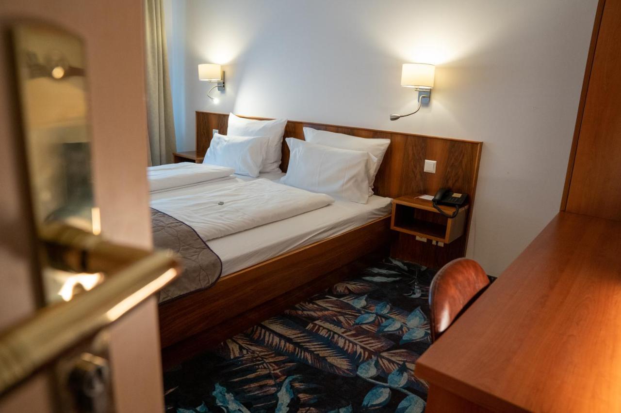 Hotel Etol Baden-Baden Kültér fotó